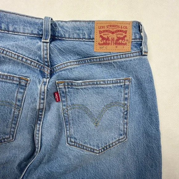 Levis 501 Curve Jeans Womens W28 L32 Medium Wash Blue High Rise Straight Leg - Picture 10 of 11